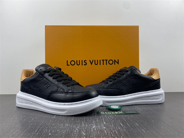 Louis Vuitton black.1