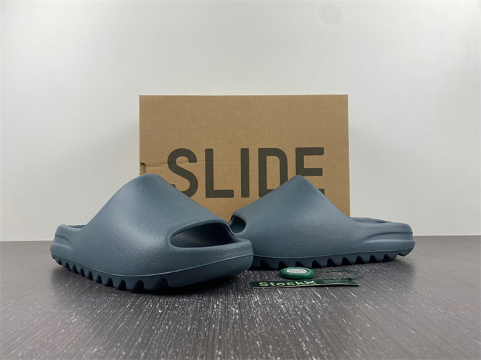 adidas YEEZY SLIDE “Slate Marine” ID2349